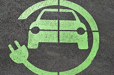 Nissan ruší plán na výstavbu závodu na baterie pro elektromobily v Japonsku