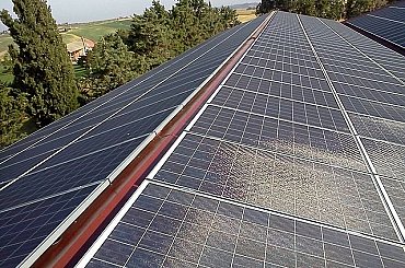 Hlavní město pokračuje ve výstavbě fotovoltaických elektráren na městských budovách