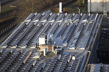 ECOBAT: Novela má zajistit ekologickou likvidaci vysloužilých baterií ze solárních elektráren, řešení se však v praxi nejspíš odkládá