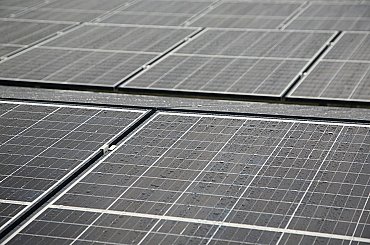 Artificial light tests for indoor PV