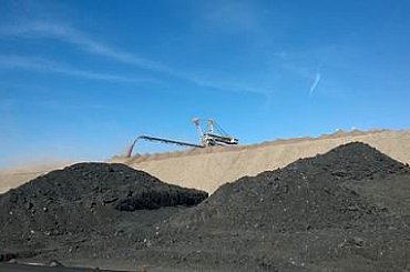 Asie se vrací k uhlí: drahý plyn mění energetickou rovnováhu